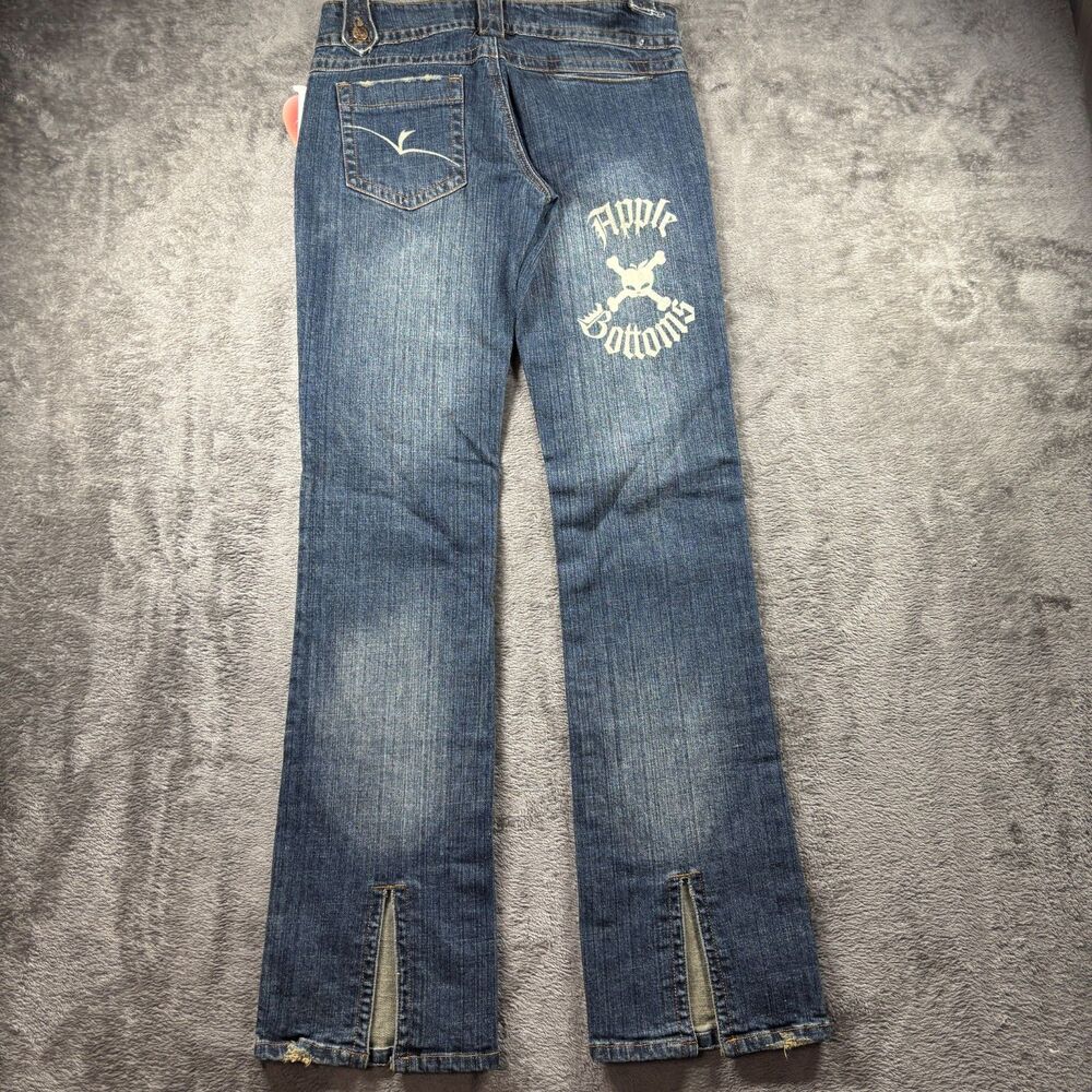 Apple Bottoms Women Jeans NWT Vintage Low Rise Flare Embellished Skulls 5/6 M137 - Picture 4 of 16